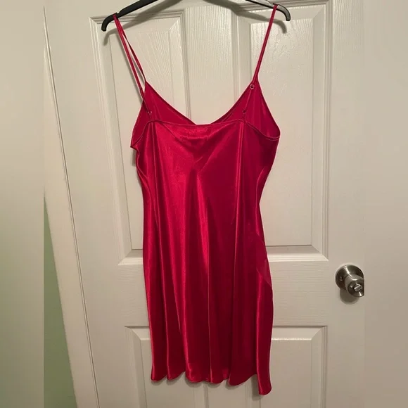 Slip - Picture 4 of 4